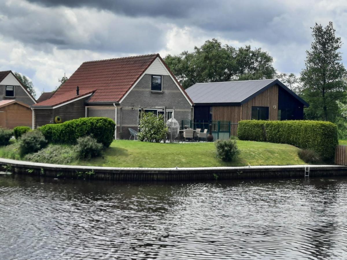 Waterhuis Friesland Oudwoude Eksteriør billede